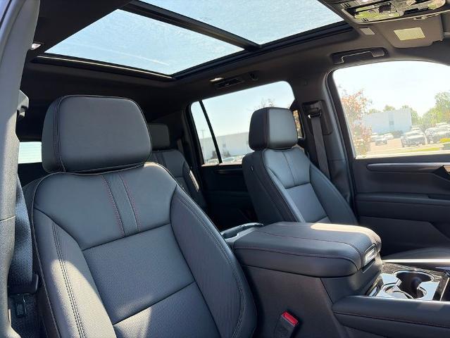 2026 Chevrolet Suburban RST, 4WD