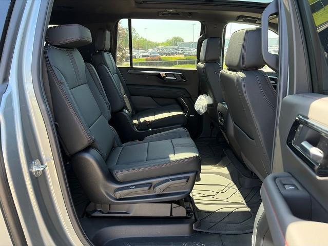 2026 Chevrolet Suburban RST, 4WD