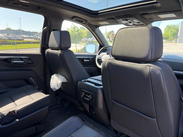2026 Chevrolet Suburban RST, 4WD