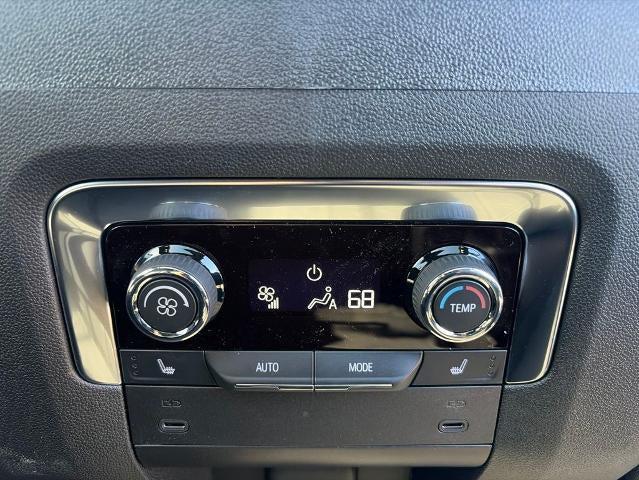 2026 Chevrolet Suburban RST, 4WD