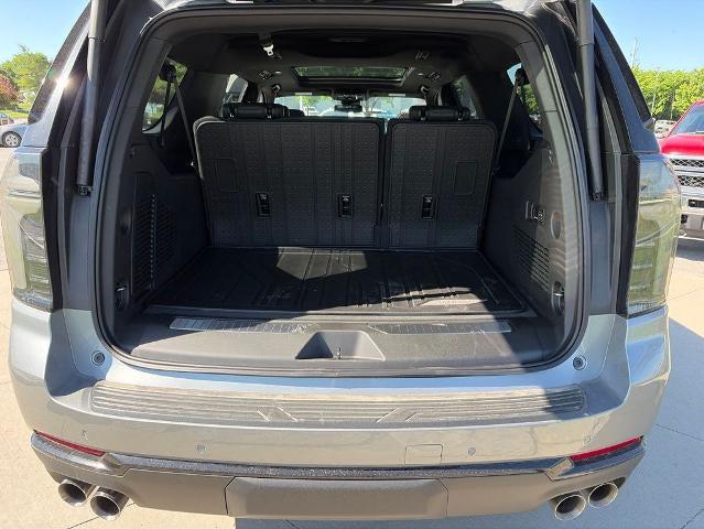 2026 Chevrolet Suburban RST, 4WD