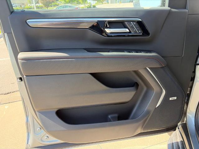 2026 Chevrolet Suburban RST, 4WD