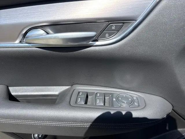 2024 Cadillac XT5 AWD Luxury