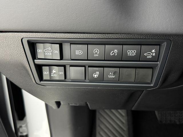 2026 Toyota Tundra Platinum CrewMax 5.5' Bed
