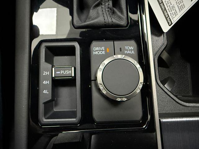 2026 Toyota Tundra Platinum CrewMax 5.5' Bed