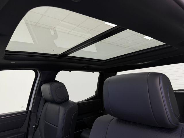 2026 Toyota Tundra Platinum CrewMax 5.5' Bed