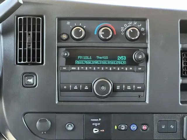 2024 Chevrolet Express Passenger RWD 3500 Extended Wheelbase LT