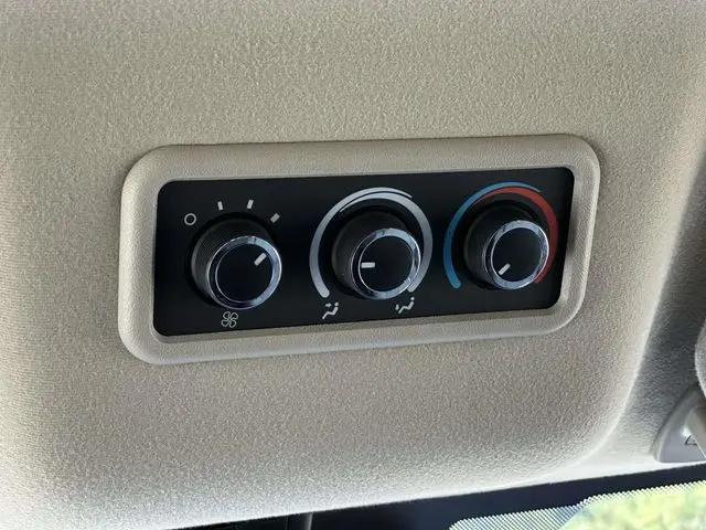 2024 Chevrolet Express Passenger RWD 3500 Extended Wheelbase LT