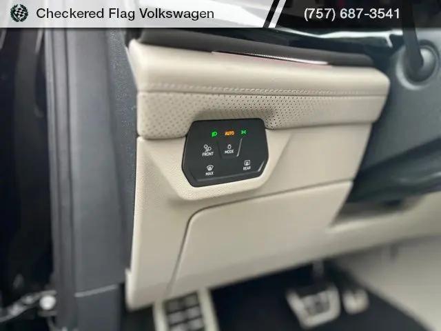 2026 Volkswagen Atlas SEL Premium R-Line