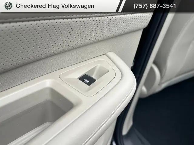 2026 Volkswagen Atlas SEL Premium R-Line
