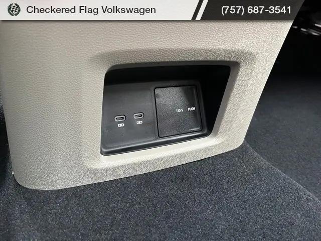 2026 Volkswagen Atlas SEL Premium R-Line