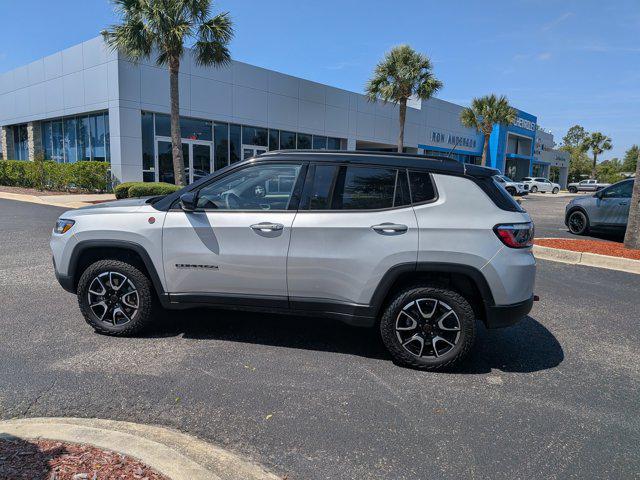2025 Jeep Compass Trailhawk 4x4