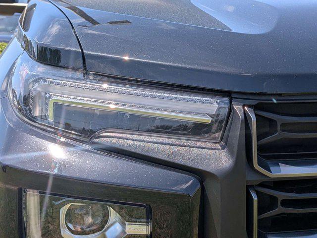 2024 GMC Canyon 4WD AT4