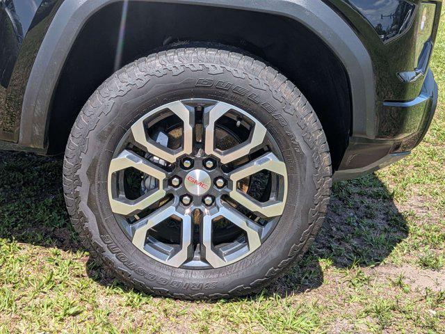 2024 GMC Canyon 4WD AT4