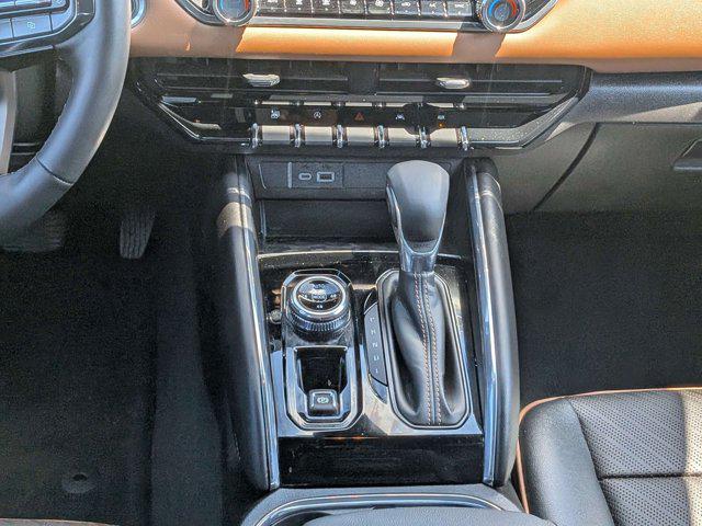 2024 GMC Canyon 4WD AT4
