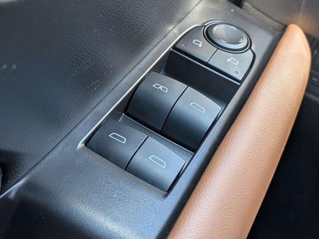 2024 GMC Canyon 4WD AT4