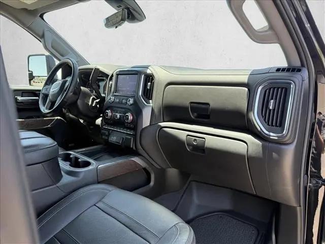 2023 GMC Sierra 3500HD 4WD Crew Cab Long Bed Denali