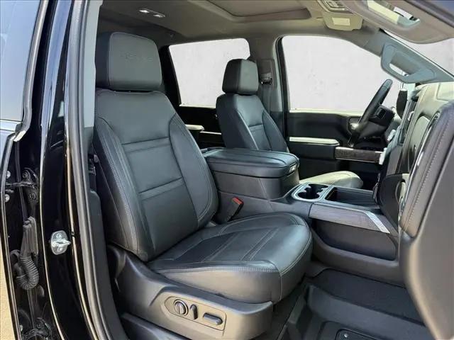 2023 GMC Sierra 3500HD 4WD Crew Cab Long Bed Denali