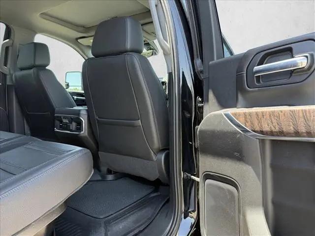 2023 GMC Sierra 3500HD 4WD Crew Cab Long Bed Denali