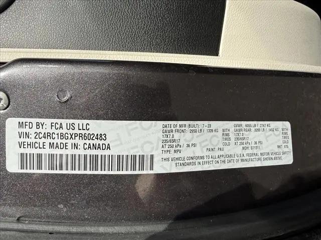 2023 Chrysler Pacifica Touring L