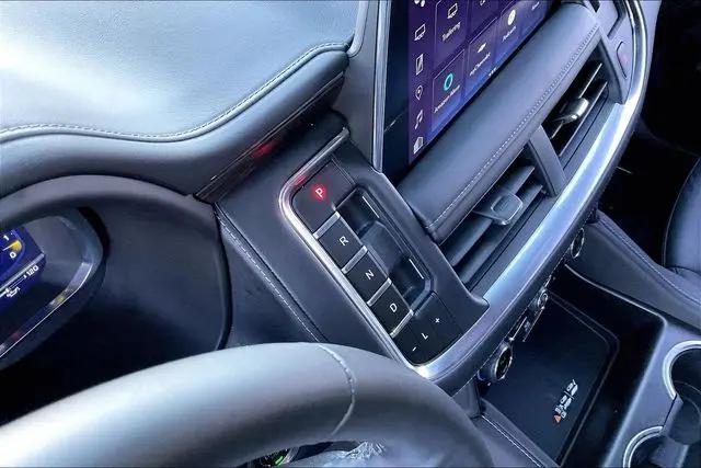 2024 Chevrolet Suburban 4WD Z71