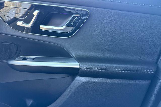 2023 Mercedes-Benz GLC SUV