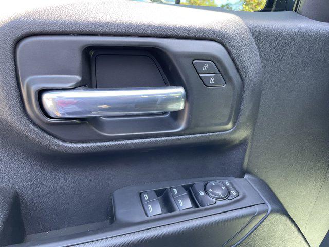 2026 Chevrolet Silverado 1500 4WD Crew Cab Short Bed Custom Trail Boss