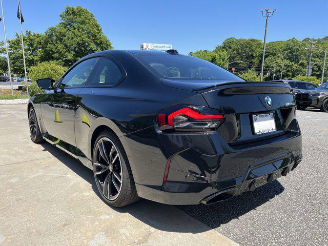 2025 BMW M240 i