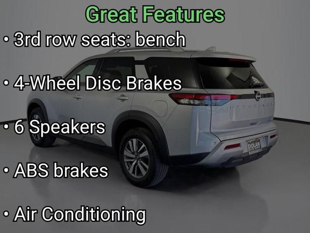 2025 Nissan Pathfinder SL 4WD