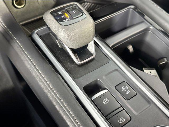 2025 Nissan Pathfinder SL 4WD