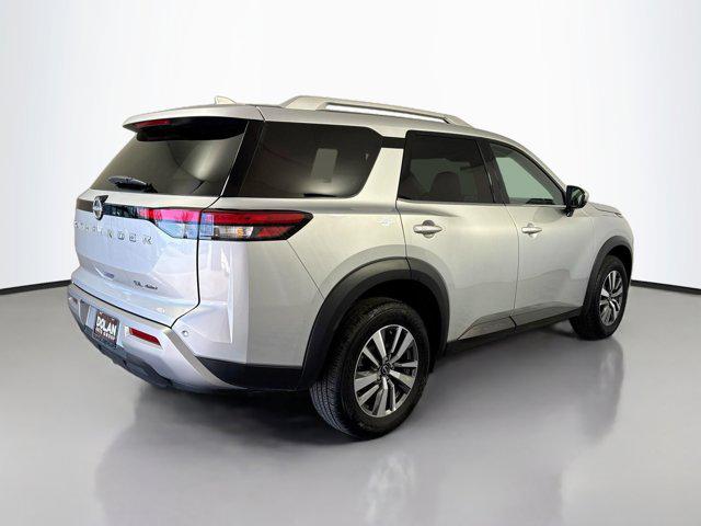 2025 Nissan Pathfinder SL 4WD