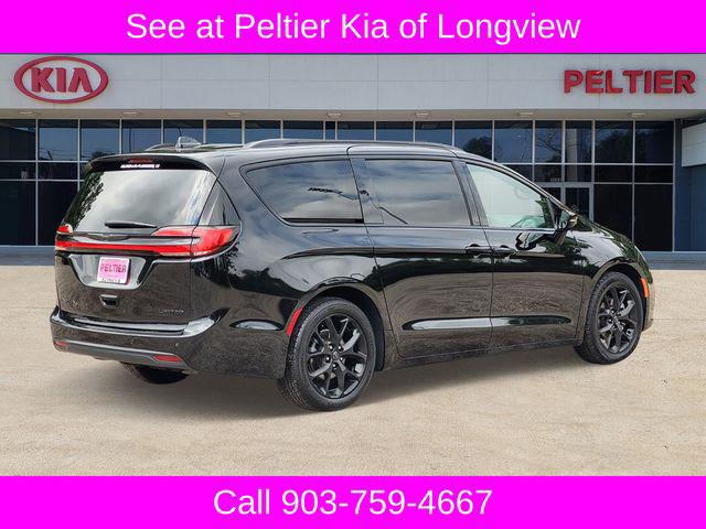 2025 Chrysler Pacifica Limited