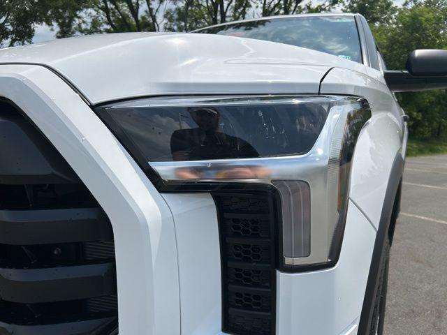 2026 Toyota Tundra SR5 CrewMax 5.5' Bed