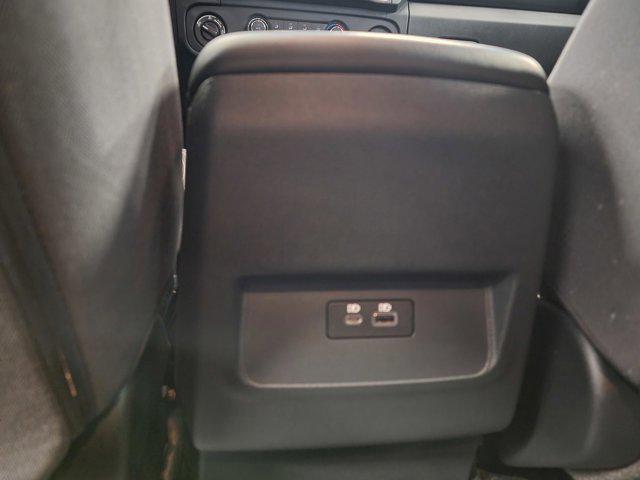 2025 Nissan Frontier Crew Cab SV 4x4