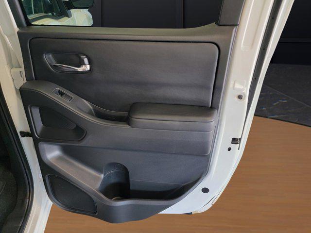 2025 Nissan Frontier Crew Cab SV 4x4