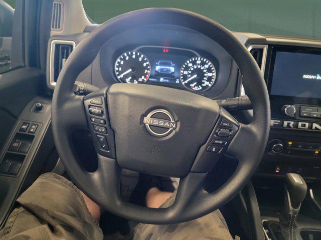 2025 Nissan Frontier Crew Cab SV 4x4