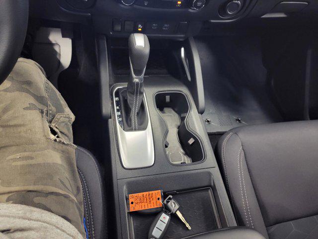 2025 Nissan Frontier Crew Cab SV 4x4