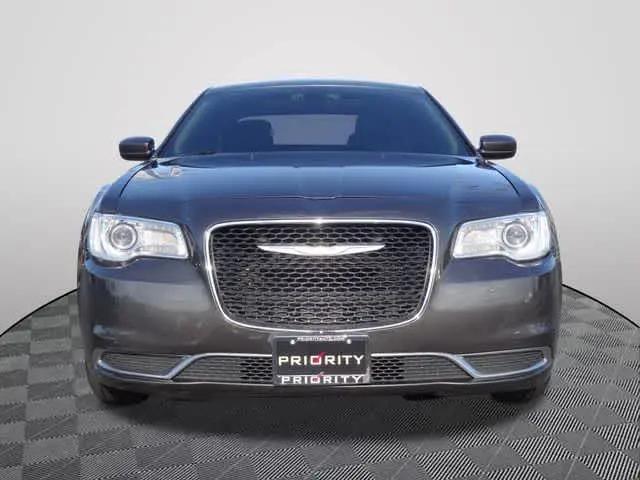 2015 Chrysler 300 Limited