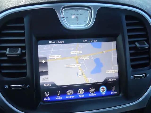 2015 Chrysler 300 Limited