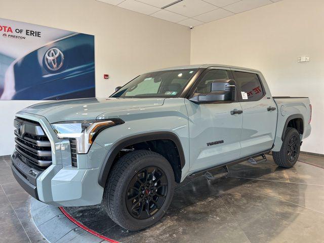 2026 Toyota Tundra SR5 CrewMax 5.5' Bed
