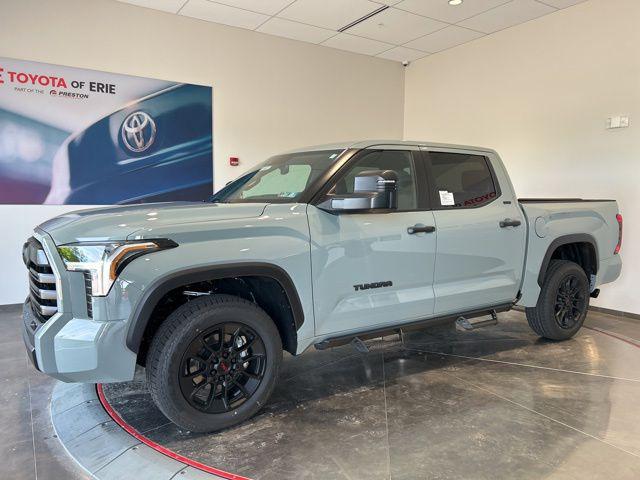 2026 Toyota Tundra SR5 CrewMax 5.5' Bed