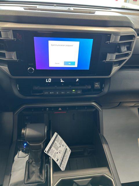 2026 Toyota Tundra SR5 CrewMax 5.5' Bed