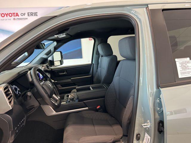 2026 Toyota Tundra SR5 CrewMax 5.5' Bed