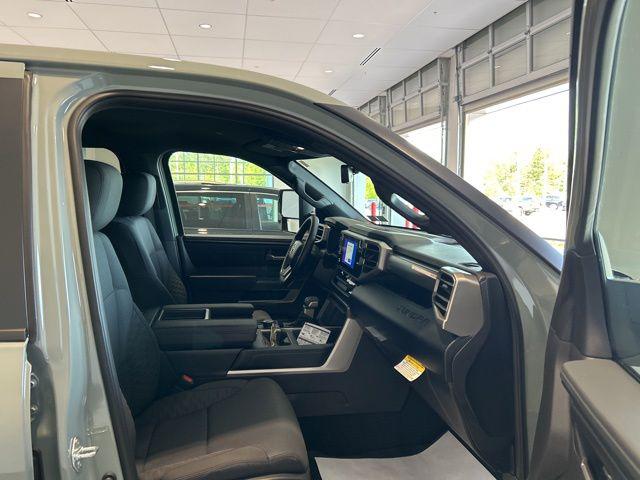 2026 Toyota Tundra SR5 CrewMax 5.5' Bed