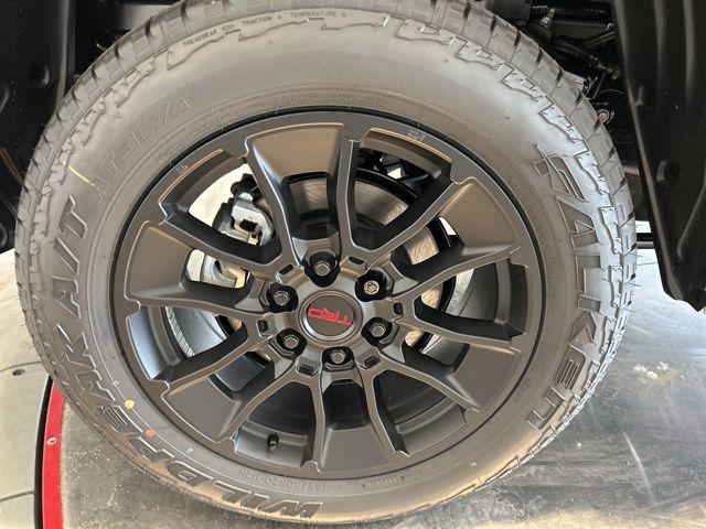 2026 Toyota Tundra SR5 CrewMax 5.5' Bed
