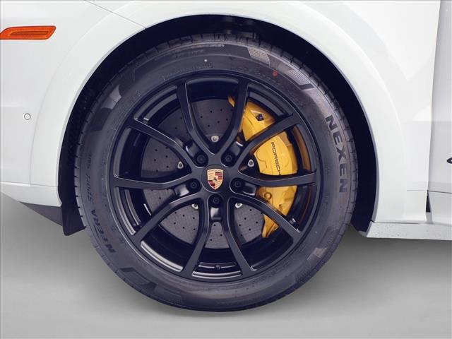2026 Porsche Cayenne GTS