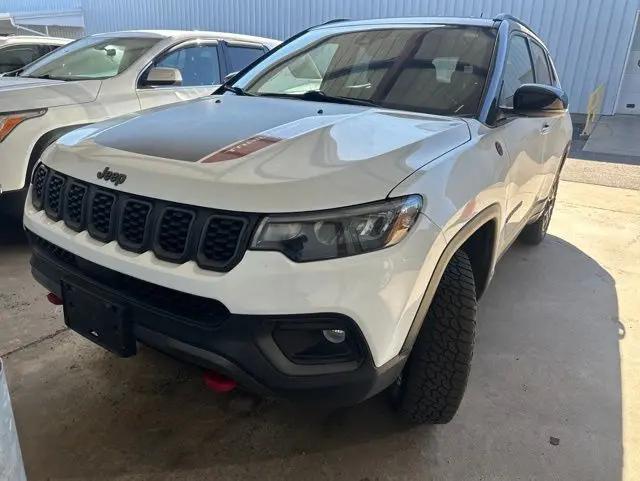 2025 Jeep Compass Trailhawk 4x4