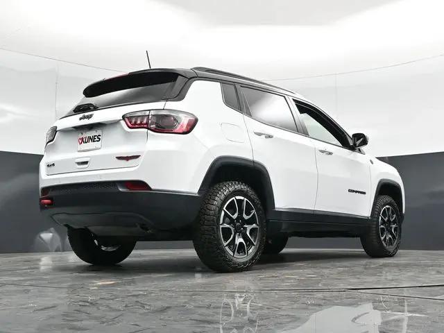 2025 Jeep Compass Trailhawk 4x4