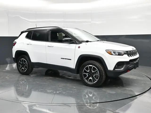 2025 Jeep Compass Trailhawk 4x4