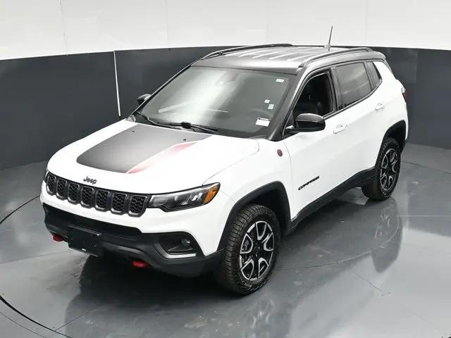 2025 Jeep Compass Trailhawk 4x4